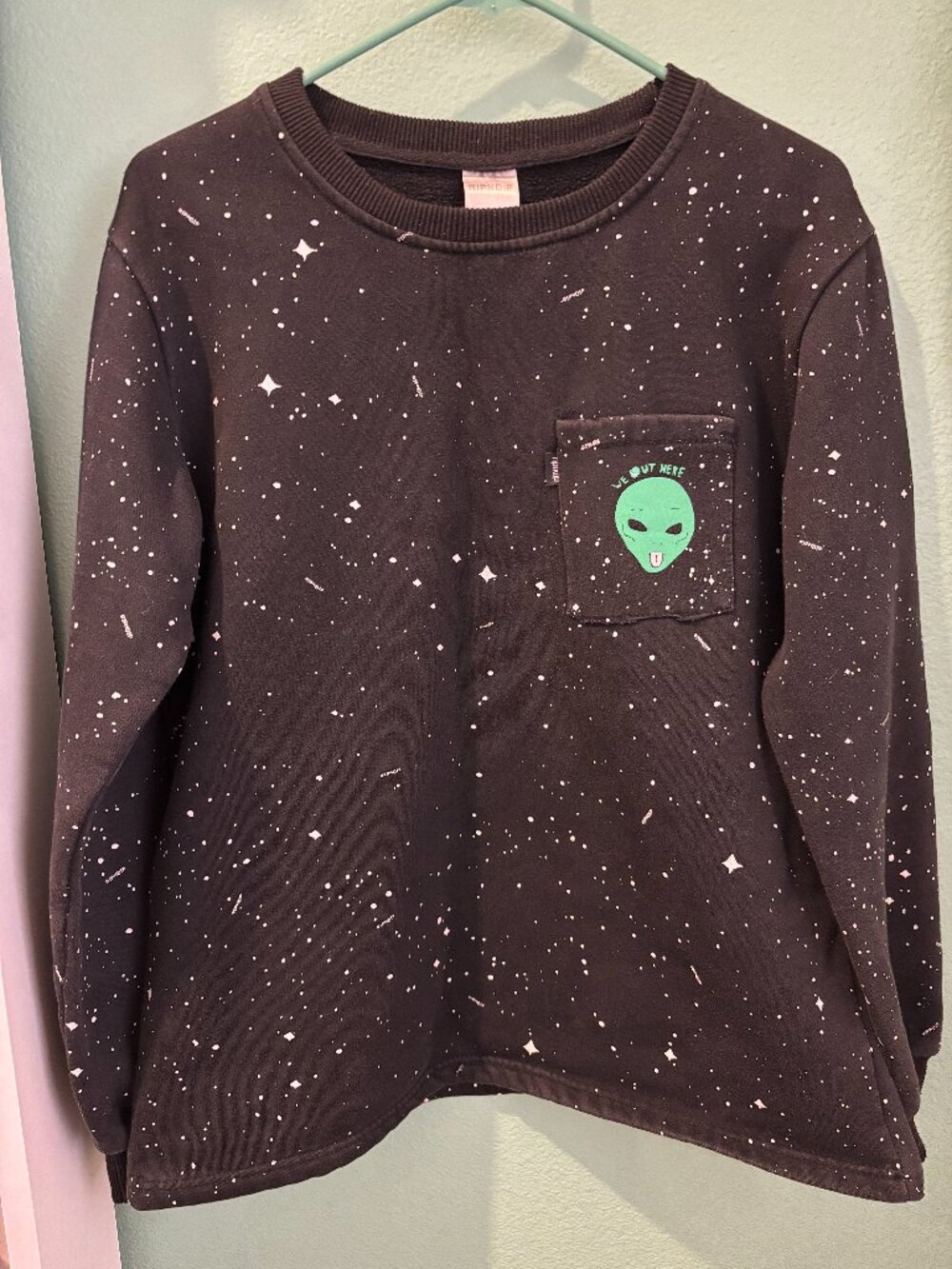 RIPNDIP Glow In The Dark "We Out Here" Alien Star Crewneck Sweatshirt (Large)